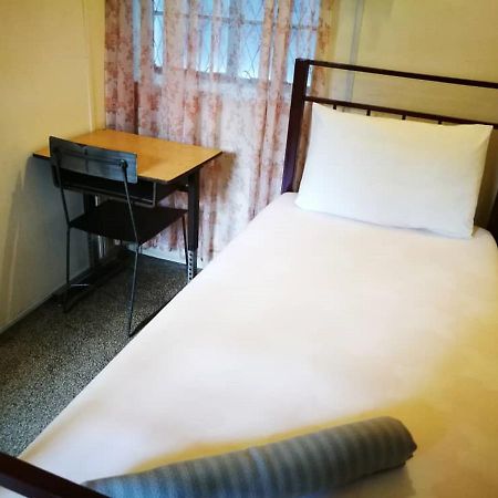Grocer'S Inn Backpackers Guesthouse Kuala Lumpur Dış mekan fotoğraf