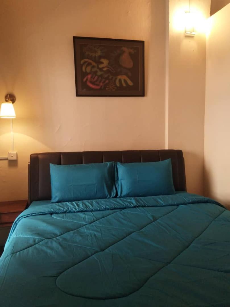 Grocer'S Inn Backpackers Guesthouse Kuala Lumpur Dış mekan fotoğraf