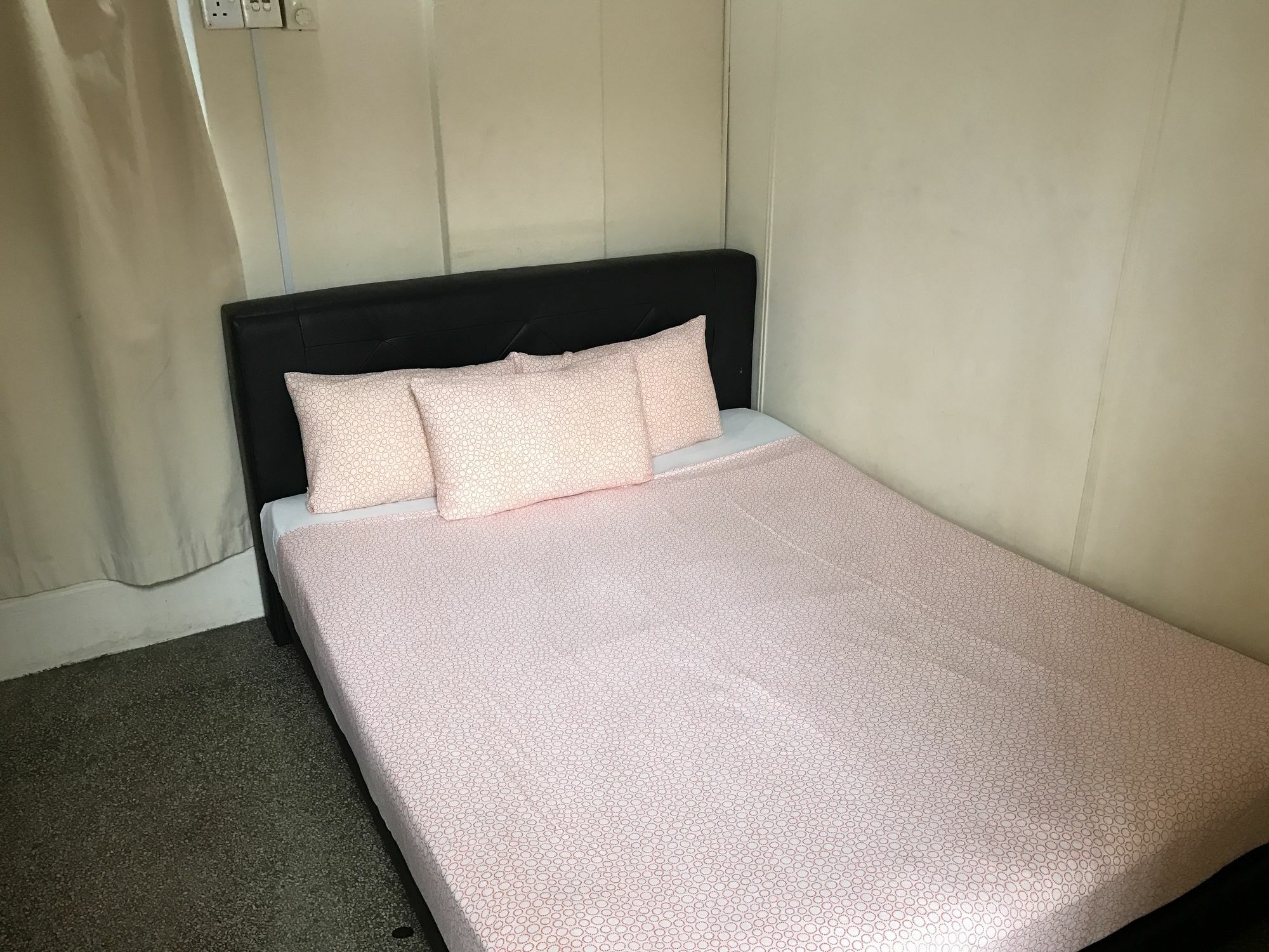 Grocer'S Inn Backpackers Guesthouse Kuala Lumpur Dış mekan fotoğraf